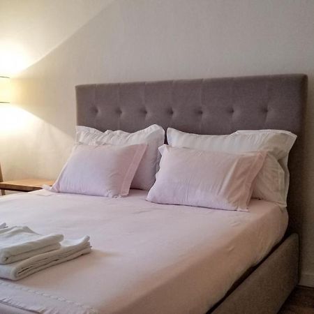 Spacious And Cozy Apartment - Ajia Apartment Tiranë Ngoại thất bức ảnh