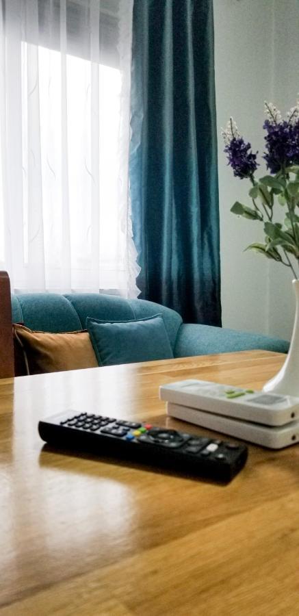 Spacious And Cozy Apartment - Ajia Apartment Tiranë Ngoại thất bức ảnh