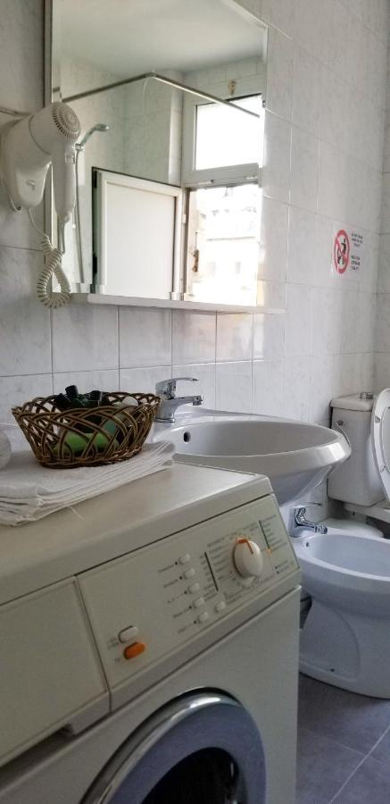 Spacious And Cozy Apartment - Ajia Apartment Tiranë Ngoại thất bức ảnh