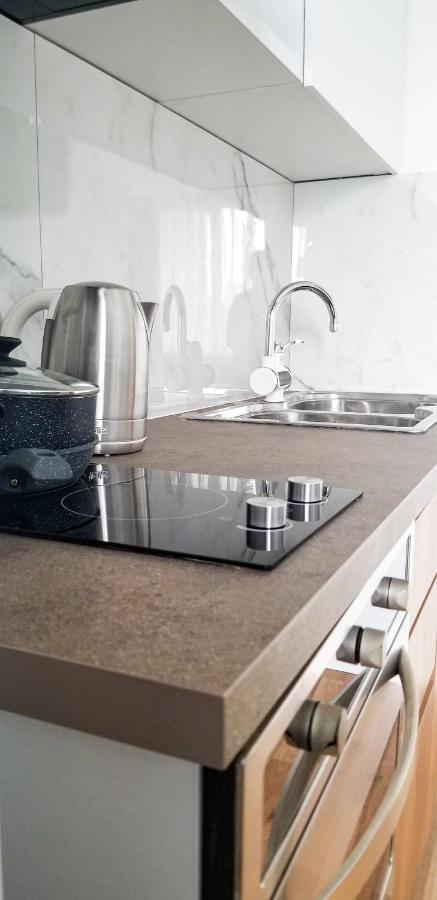 Spacious And Cozy Apartment - Ajia Apartment Tiranë Ngoại thất bức ảnh
