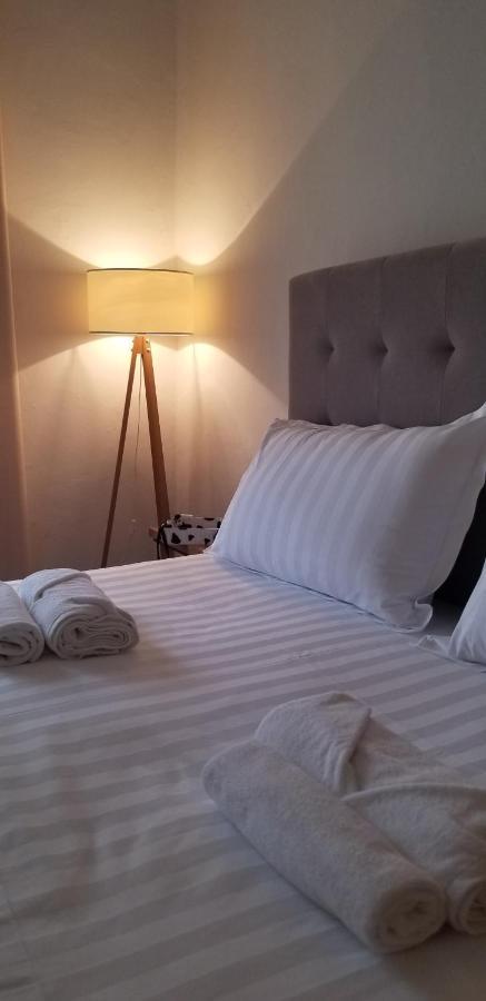 Spacious And Cozy Apartment - Ajia Apartment Tiranë Ngoại thất bức ảnh